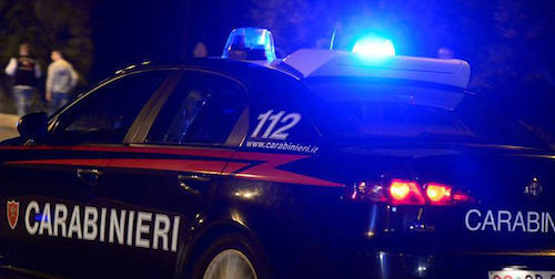 Corigliano-Rossano | Getta la droga dal balcone: arrestato pregiudicato 40enne