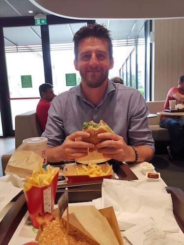 Corigliano-Rossano | Il sindaco Stasi & il McDonald’s: l’uomo è ciò che mangia…